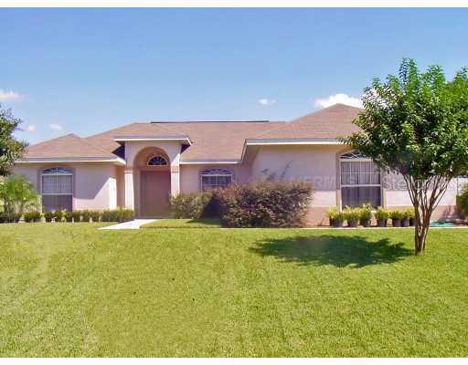 2015 Meadowside Dr., Eustis, FL 32726