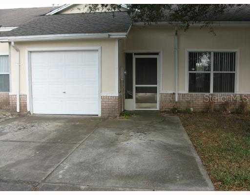 1624 Tropical Ct., Tavares, FL 32778
