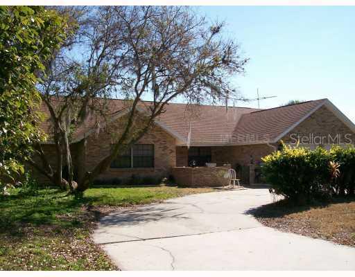 28900 Tammi Dr., Tavares, FL 32778