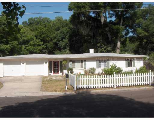 1115 Mcdonald St., Mount Dora, FL 32757