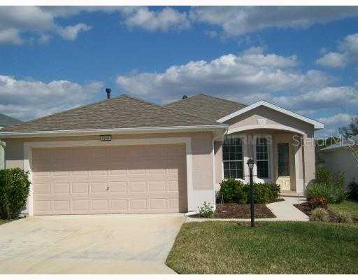 5643 Bounty Cir., Tavares, FL 32778