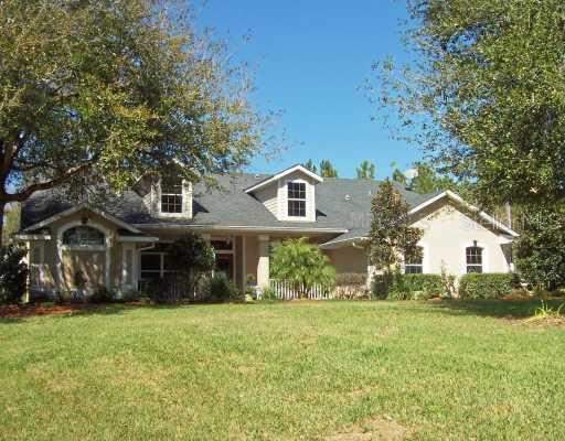 7575 Earlwood Ave., Mount Dora, FL 32757