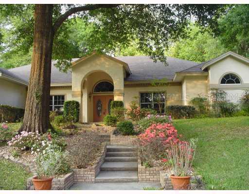 401 Sassafras Ln., Mount Dora, FL 32757