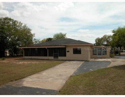 1404 E Alfred St., Tavares, FL 32778