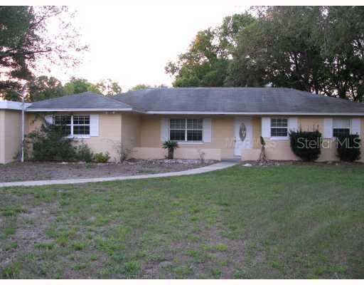 37147 Horseshoe Dr., Umatilla, FL 32784