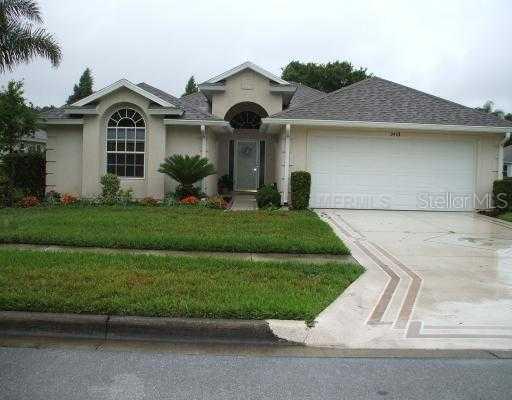 2413 Baywater Rd., Tavares, FL 32778