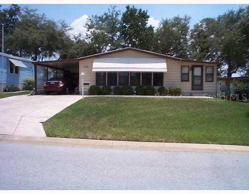 524 Rainbow Blvd., The Villages, FL 32159