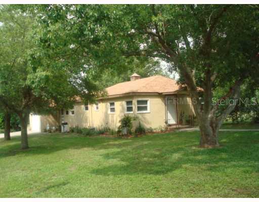 607 Anderson Rd., Groveland, FL 34736