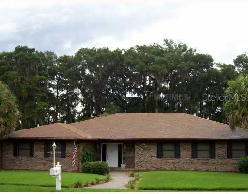 2916 Porto Bello Ave., Leesburg, FL 34748