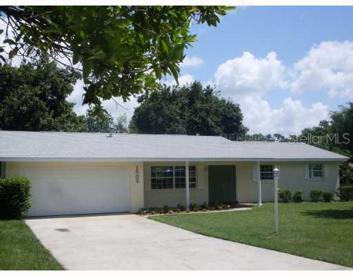 1502 N Lake View Ave., Leesburg, FL 34748