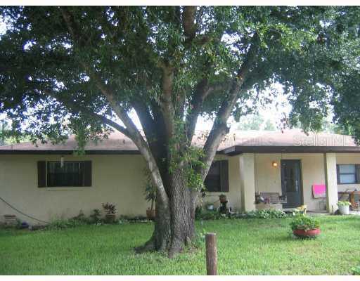 811 Mclain Ct., Tavares, FL 32778