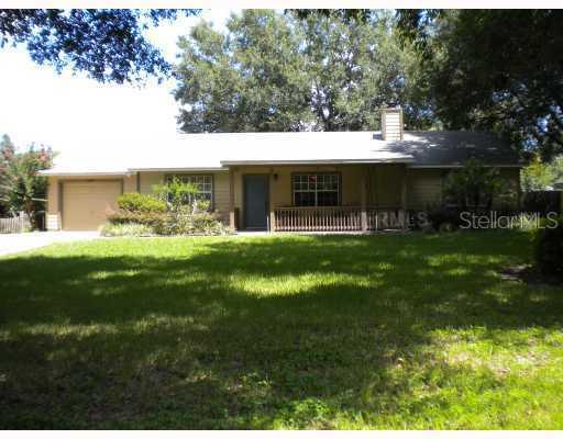 25109 Algonquin Ave., Sorrento, FL 32776