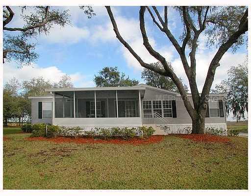 25157 Buttonwood Dr., Astatula, FL 34705