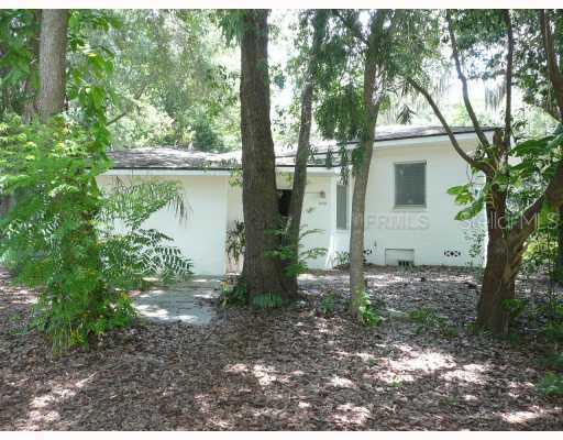 1050 Oakland Dr., Mount Dora, FL 32757