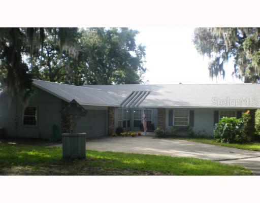 10339 County Road 115a, Oxford, FL 34484
