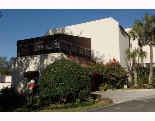 701 Helen St., Mount Dora, FL 32757