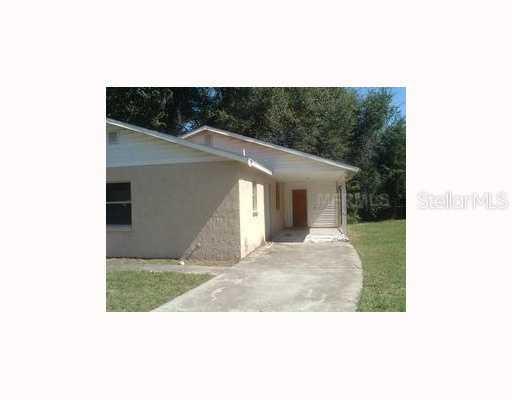 806 Pleasantdale Dr., Wildwood, FL 34785