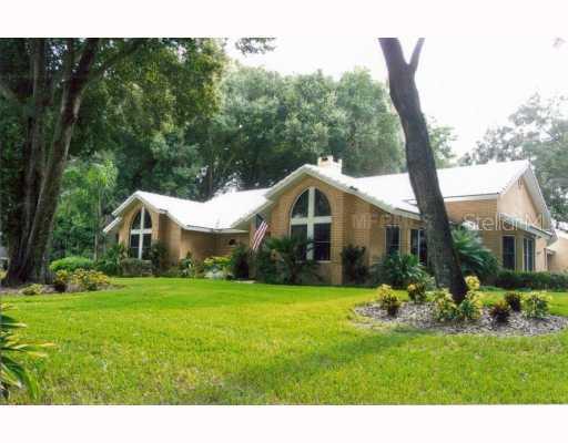 7273 Chesterhill Cir., Mount Dora, FL 32757
