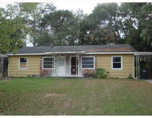 654 E Warner St., Groveland, FL 34736