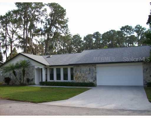 11334 Davison Ln., Tavares, FL 32778