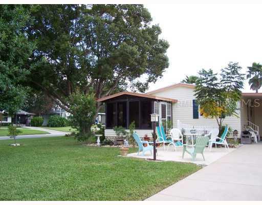 1013 Ann Ave., The Villages, FL 32159