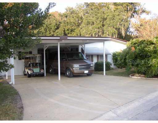 11705 Magnolia Ave., Tavares, FL 32778