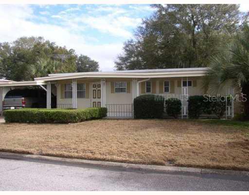 1108 Forest Ln., Tavares, FL 32778