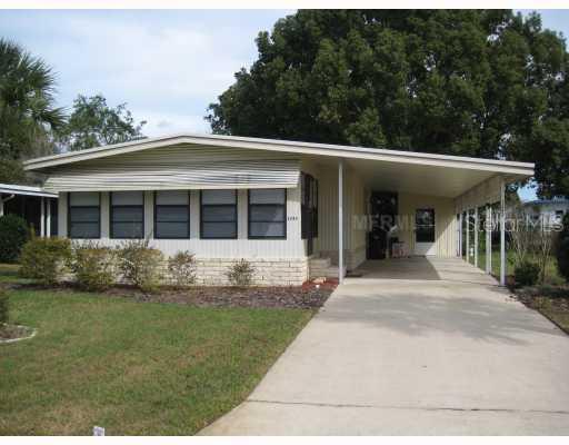 1242 Belmont Cir., Tavares, FL 32778