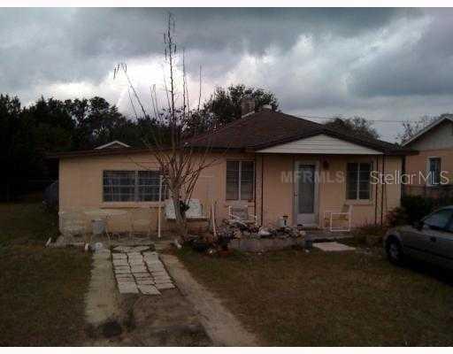 1201 Dora Ave., Tavares, FL 32778