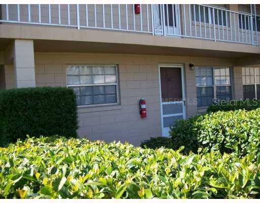 1100 E Caroline St. #122, Tavares, FL 32778