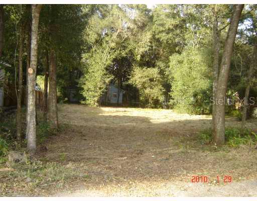 25605 Exmoor Dr., Sorrento, FL 32776