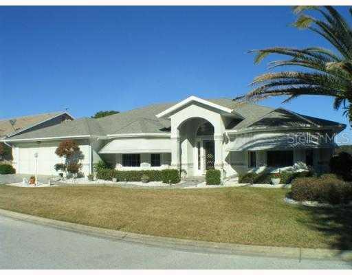 27305 Racquet Cir., Leesburg, FL 34748