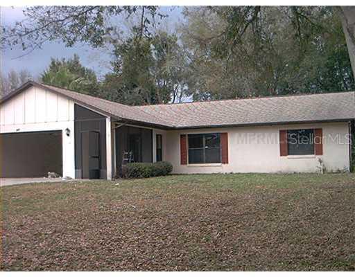107 Ridgecrest Dr., Eustis, FL 32726