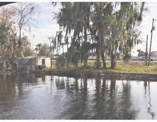 12213 Us Highway 441, Tavares, FL 32778