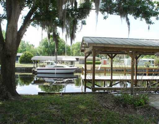24848 Loyd St., Astor, FL 32102