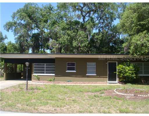 32047 Harris Rd., Tavares, FL 32778