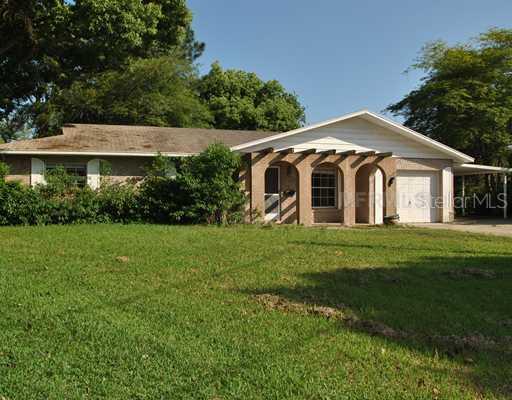 509 Lillian Cir., Eustis, FL 32726