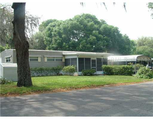 1146 Cr 482n, Lake Panasoffkee, FL 33538