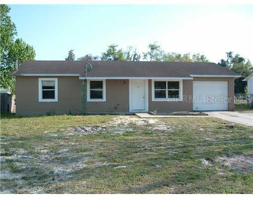 1107 Willow Ct., Tavares, FL 32778