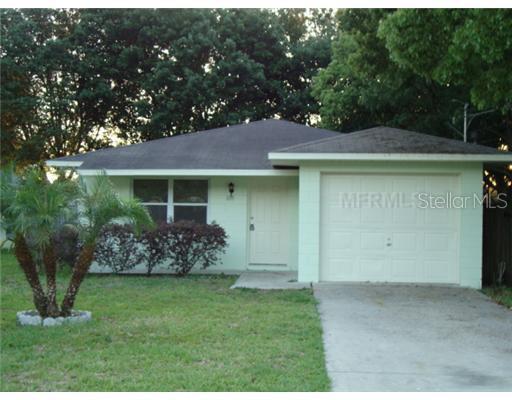 809 N New Hampshire Ave., Tavares, FL 32778