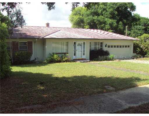 107 E Magnolia Ave., Howey In The Hills, FL 34737