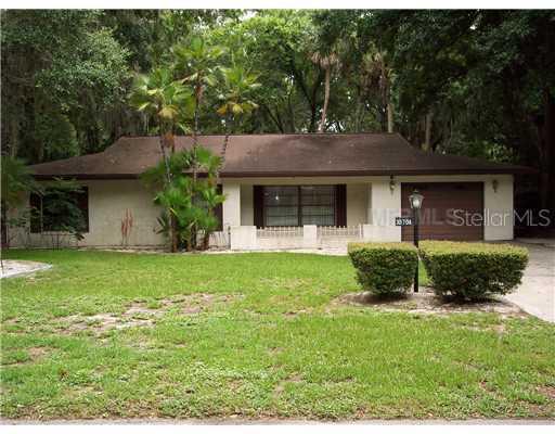 30704 Cove Rd., Tavares, FL 32778