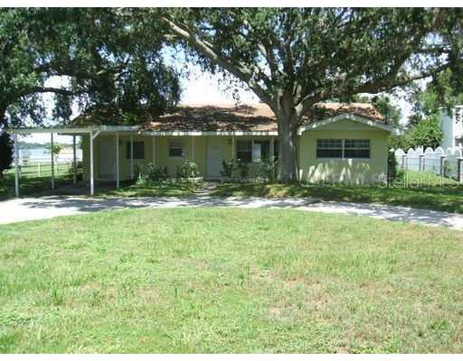 31306 Lake Saunders Dr., Tavares, FL 32778