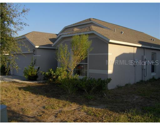 4162 Waltham Forest Dr., Tavares, FL 32778