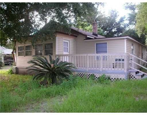 372 W Collins St., Umatilla, FL 32784