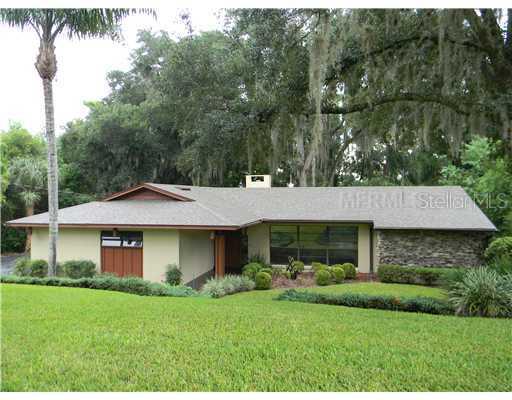 901 Northside Dr., Mount Dora, FL 32757