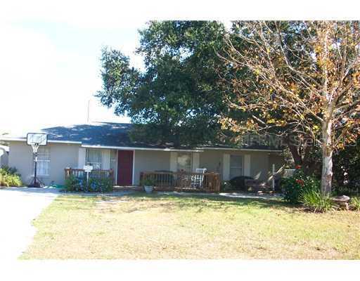 14 Sun Country Ct., Eustis, FL 32726