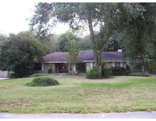 958 Torchwood Dr., DeLand, FL 32724