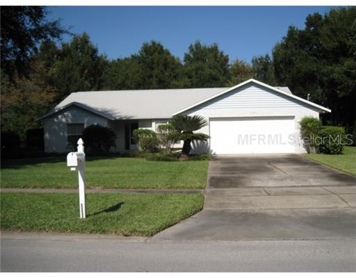 349 Rose St., Umatilla, FL 32784