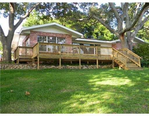 2326 Topping Pl., Eustis, FL 32726